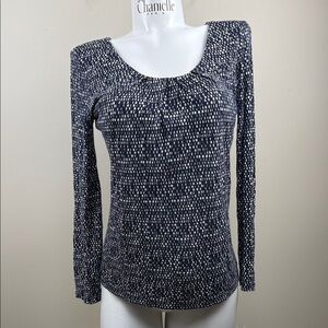 WEEKEND MAXMARA Elegant Navy and White Women's Top small